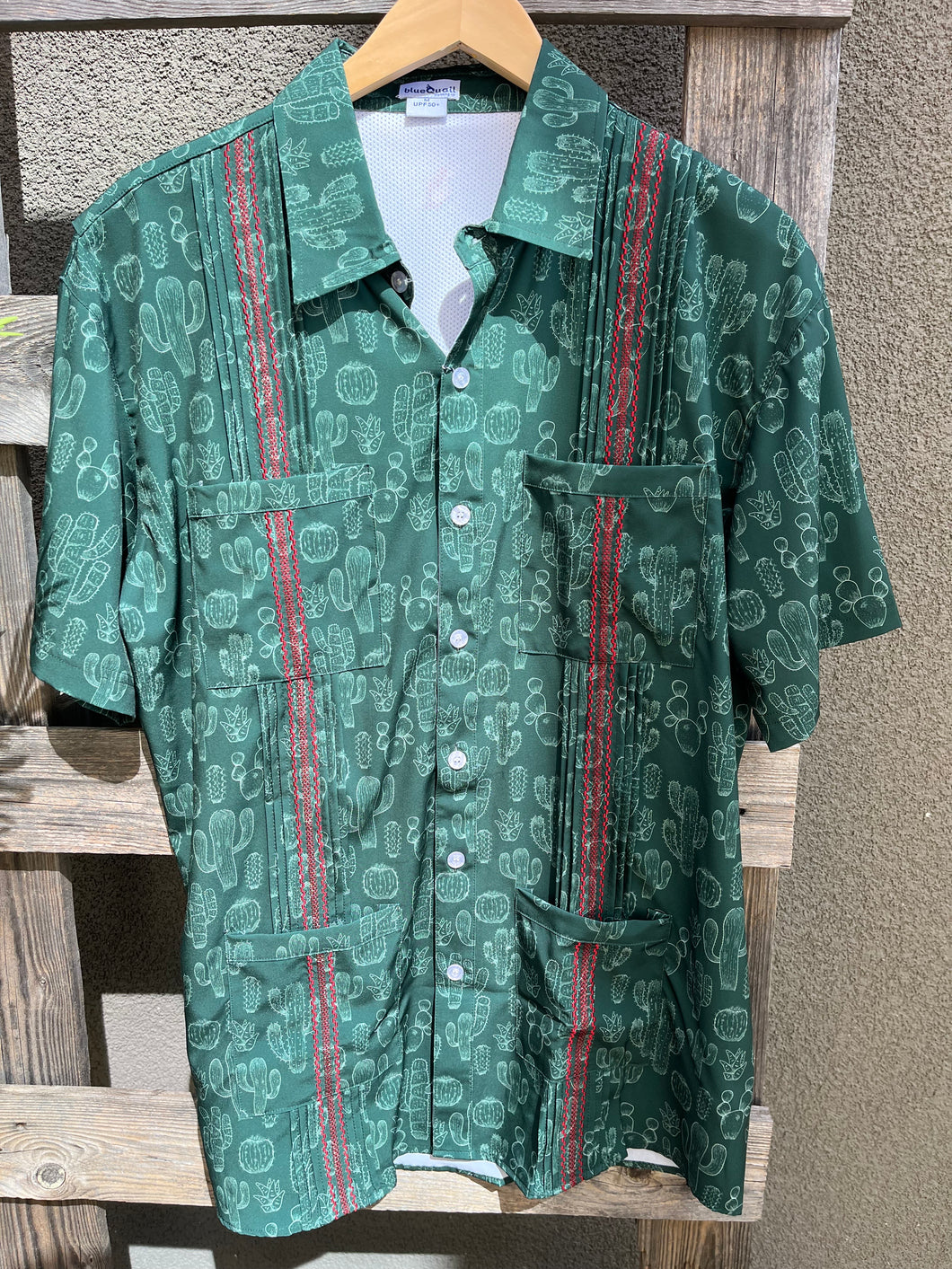 Men's Guayabera- Feliz Navidad