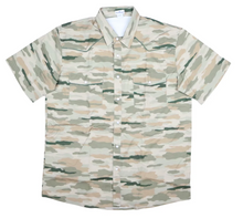 Load image into Gallery viewer, Men's Pearl Snap Short Sleeve Shirt - Classic Camo